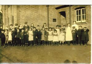 School Pupils 100 years ago